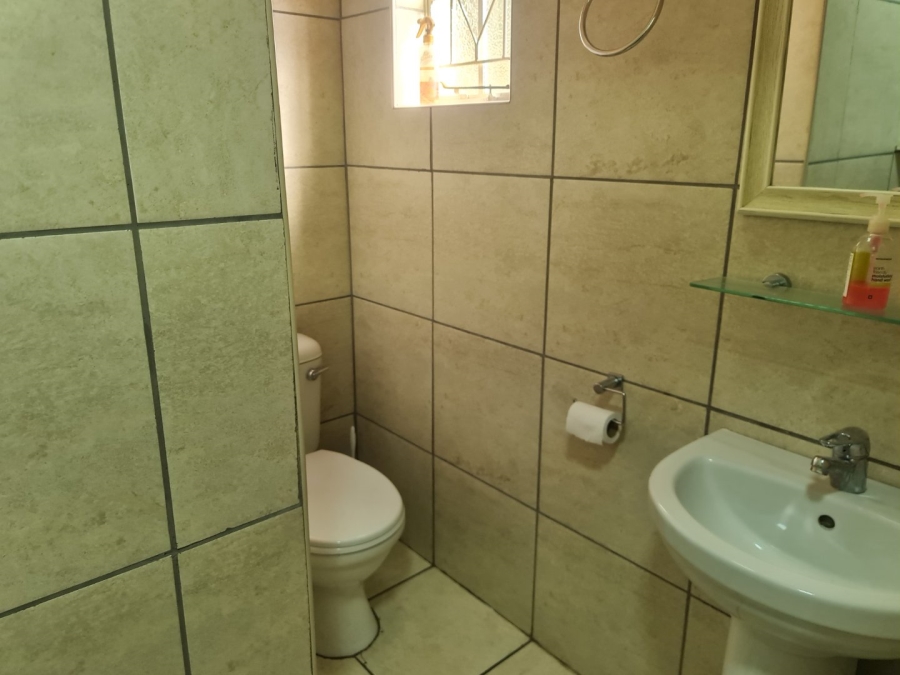 6 Bedroom Property for Sale in Protea Park North West